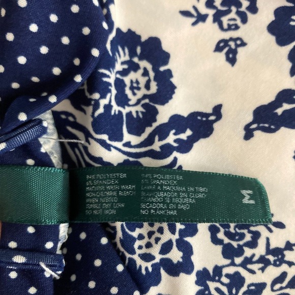 Laura‎ Ashley Robe Womens Sz M Navy Blue Floral Lightweight Belted Kimono - Picture 5 of 11